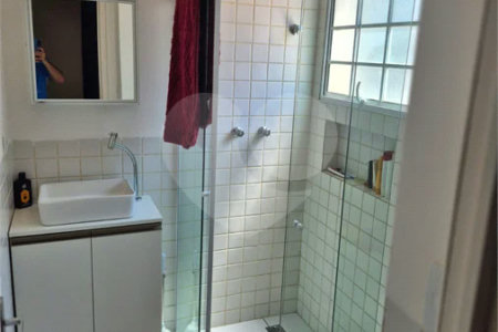 Casa em condomínio à venda em Valinhos no Residencial Santa Elisa com possibilidade de permuta por apartamento
