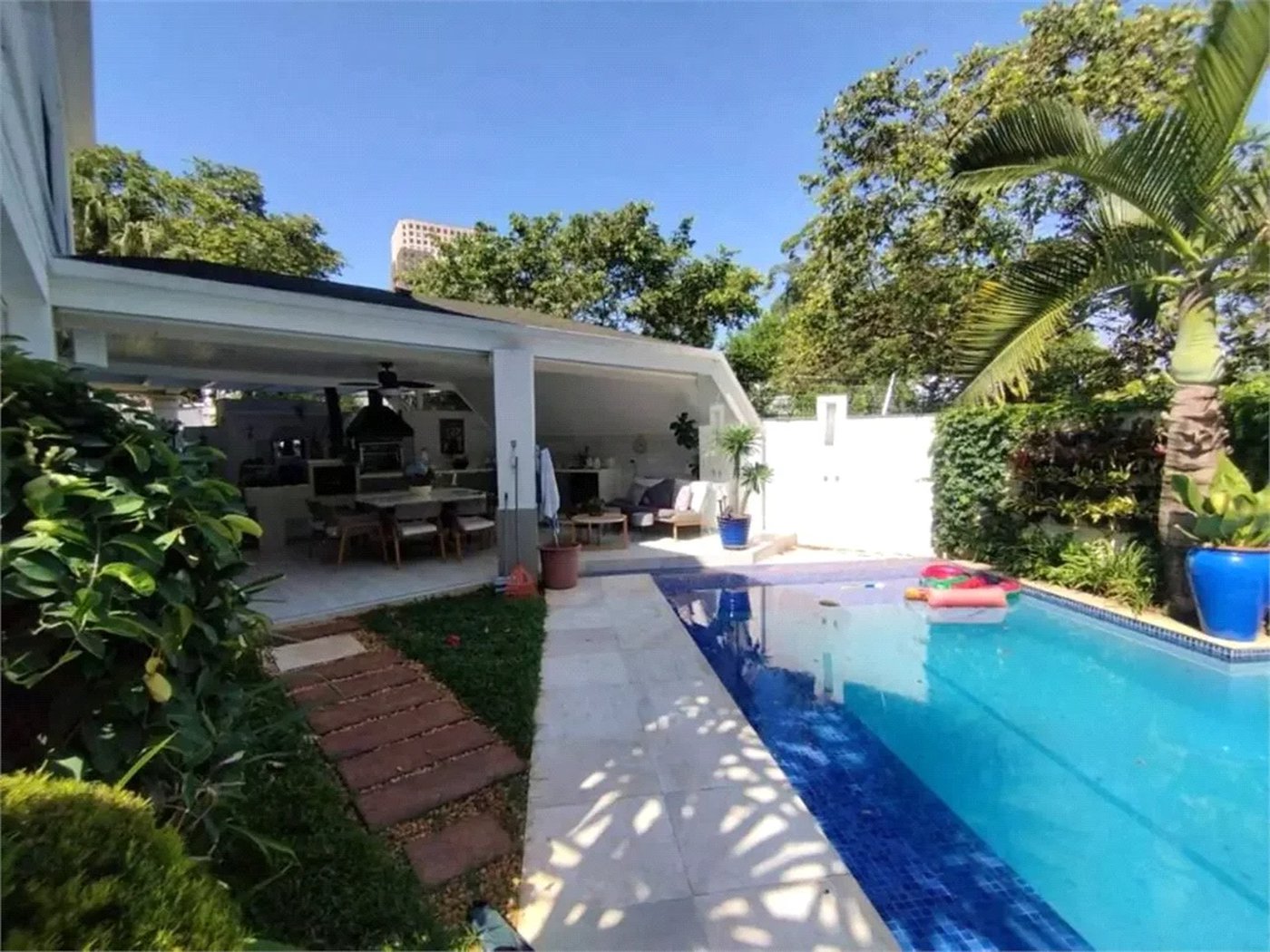 Casa à venda com 4 suítes no condomínio Solares da Cidade Jardim Vila America, São Paulo - SP
