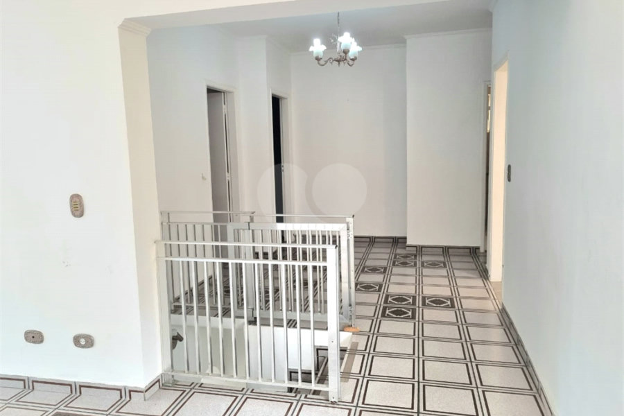 Casa à venda com 3 quartos, sendo 1 suíte, em Santana, São Paulo, SP