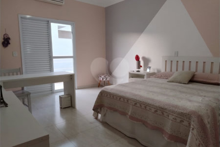 Casa à venda com 3 suítes no condomínio Jardim Maringá, Indaiatuba - SP
