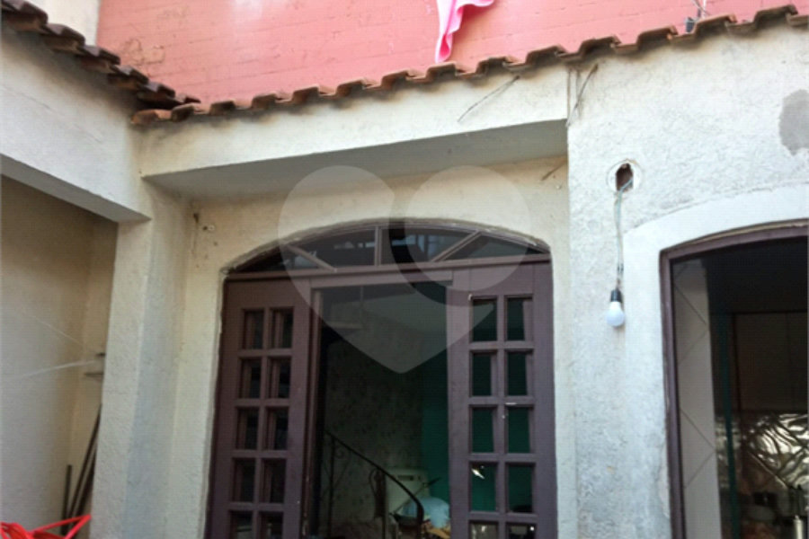 Sobrado à venda com 2 quartos em Parada Inglesa, São Paulo, SP