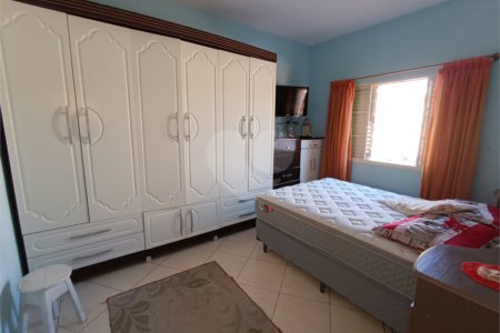 Casa à venda com 2 quartos em Jardim Maria Trindade, São Roque, SP