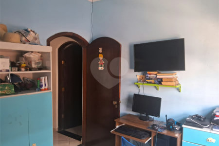 Casa à venda com 3 quartos, sendo 2 suítes, em Jardim Míriam, Suzano, SP