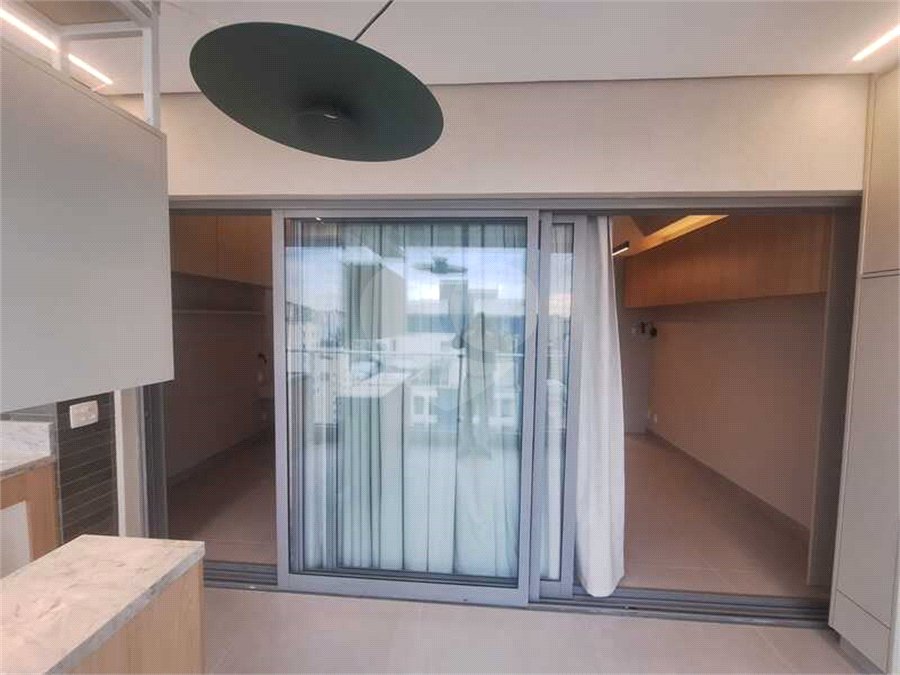 Apartamento à venda com 1 suíte em Moema, São Paulo, SP