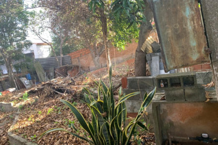 Terreno à venda com 2 quartos em Vila Nivi, São Paulo, SP