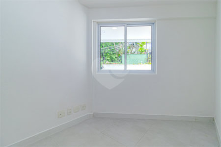 Apartamento à venda com 3 quartos, sendo 2 suítes, em Lagoa, Rio de Janeiro, RJ