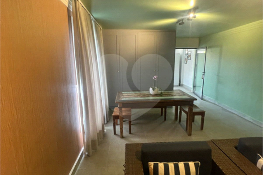Sobrado à venda com 3 quartos, sendo 1 suíte,  em Vila Irmãos Arnoni, São Paulo, SP