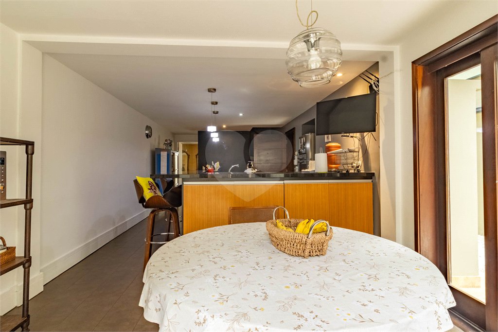 Casa à venda com 3 quartos, sendo 1 suíte, em Jardim Paulistano, São Paulo, SP