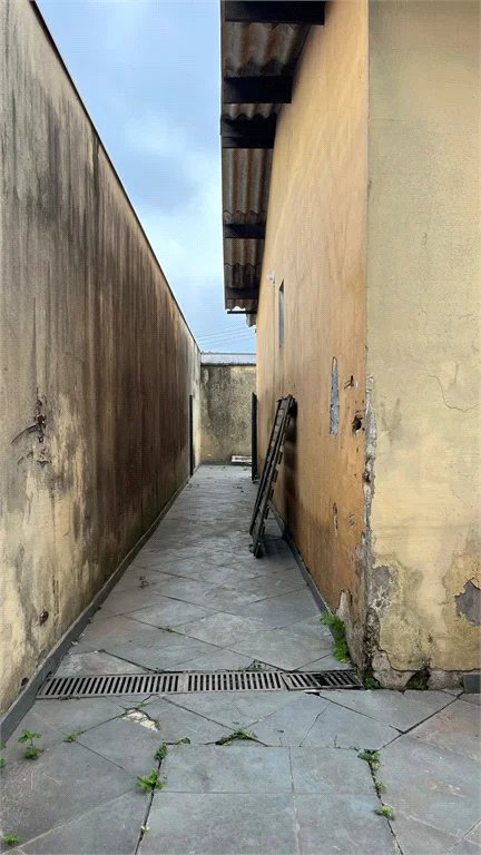 Casa Térrea à venda com 3 quartos em Jardim Dom José, São Paulo, SP