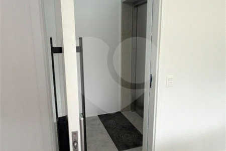 Apartamento à venda com 4 suítes em Vila Cordeiro, São Paulo, SP