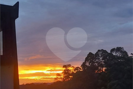 Apartamento à venda ou para alugar com 1 quarto em Granja Viana, Cotia, SP