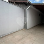 Casa a venda, composta por 2 casas separadas no Jaraguá em Piracicaba - SP.