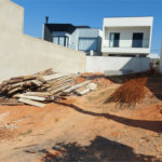 Terreno à venda no condomínio Jardim Residencial Helena Maria, Sorocaba - SP