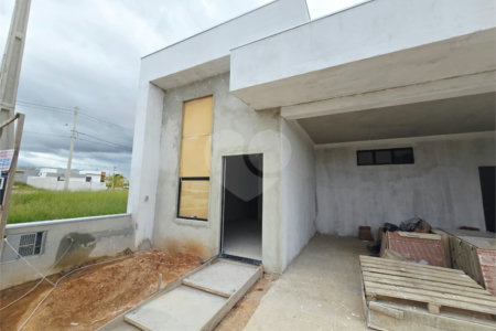 Casa à venda com 3 quartos, sendo 1 suíte,  em Jardim Cruzeiro do Sul, Itapetininga, SP