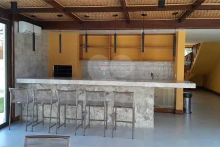 Casa à venda com 4 quartos, sendo 2 suítes, em Manguinhos, Armação dos Búzios, RJ
