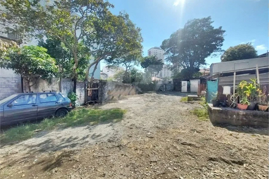 Terreno à venda em Vila Nivi, São Paulo, SP