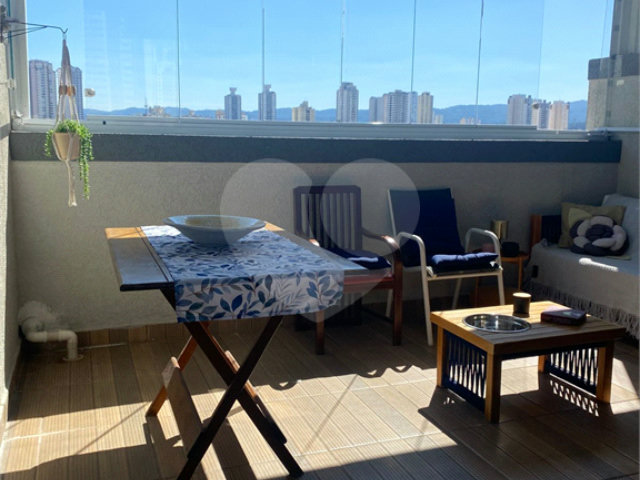 Casa à venda com 2 suítes em Santana, São Paulo, SP