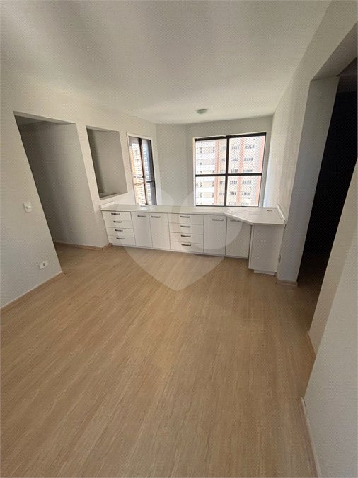Apartamento à venda ou para alugar com 1 suíte em Vila Suzana, São Paulo, SP