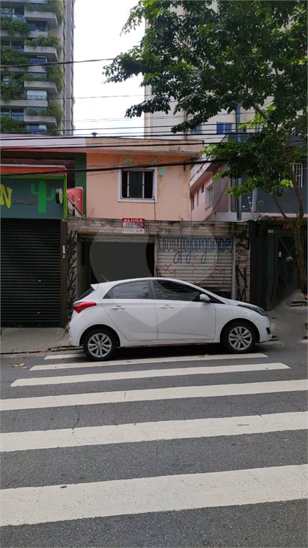 Sobrado para alugar em Vila Olímpia, São Paulo, SP