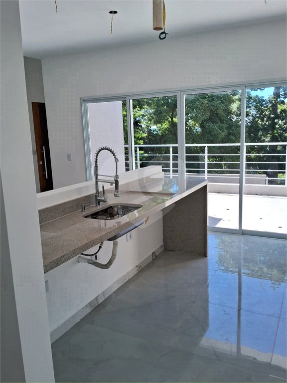 Casa Térrea à venda com 3 quartos, sendo 1 suíte, em Parque Rizzo, Cotia, SP