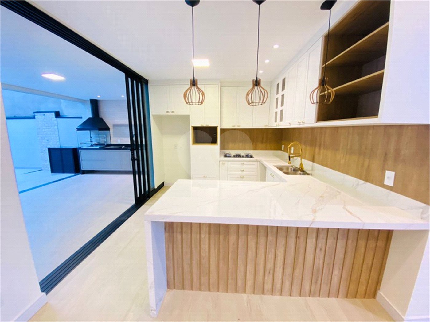 Casa à venda com 3 suítes no condomínio Piemonte, Indaiatuba - SP