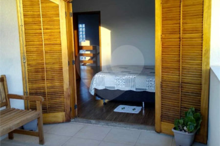 Sobrado à venda com 4 quartos, sendo 1 suíte, em Nova Itatiba, Itatiba, SP