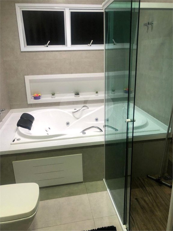 Casa à venda com 3 suítes no condomínio Vila do Bosque, Sorocaba - SP