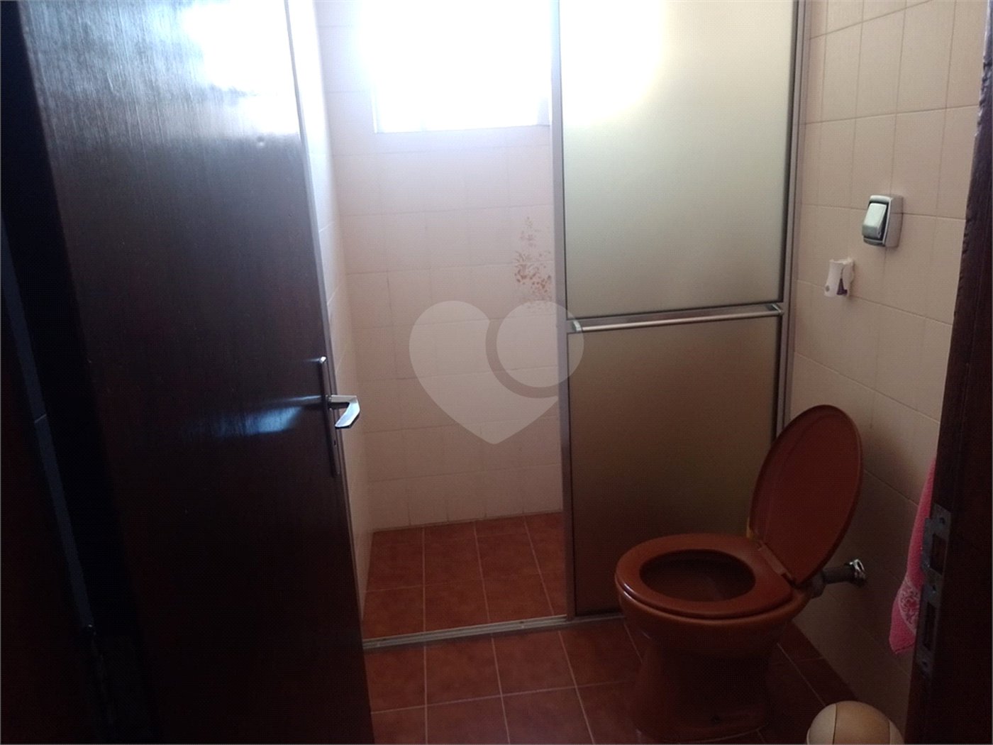 Sobrado à venda com 3 quartos, sendo 1 suíte,  em Tremembé, São Paulo, SP