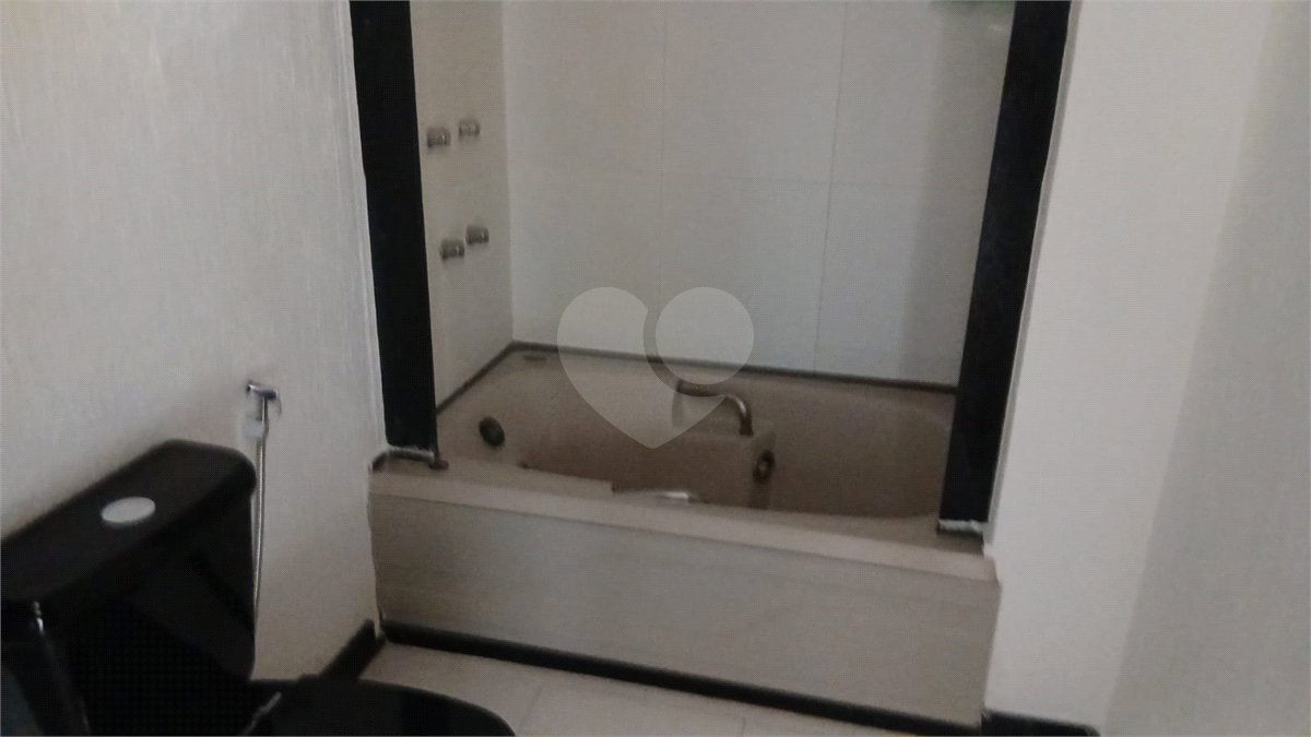 Cobertura à venda com 3 quartos, sendo 1 suíte, em Tijuca, Rio de Janeiro, RJ