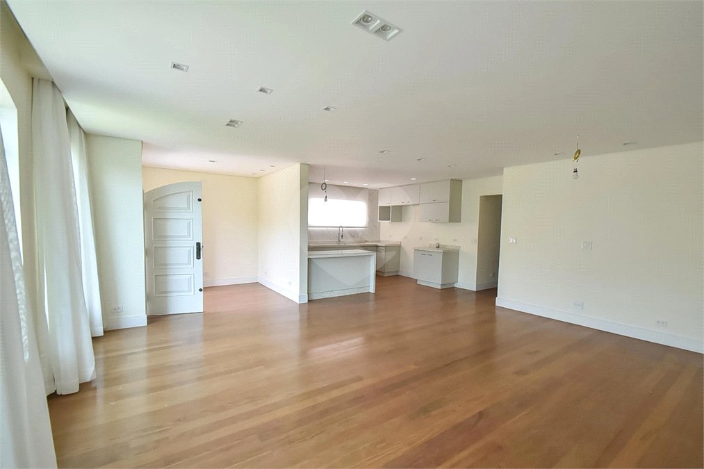 Casa para alugar com 5 suítes em Vila Mariana, São Paulo, SP
