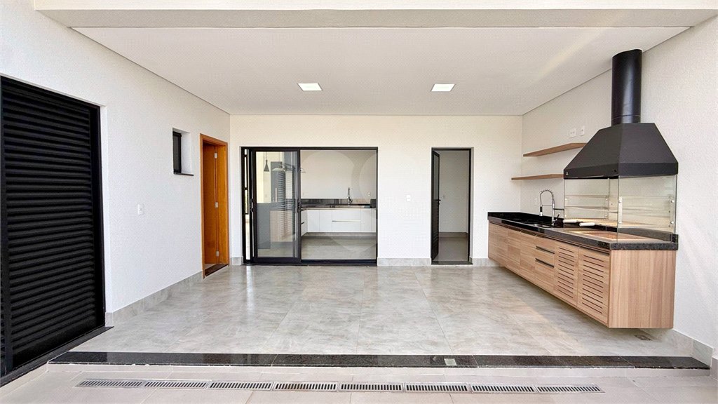 Casa à venda com 3 quartos, sendo 1 suíte,  no condomínio Jardim Piemonte, Indaiatuba - SP