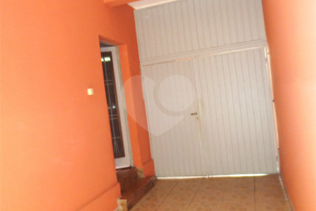 Sobrado à venda com 4 quartos, sendo 1 suíte, em Cambuci, São Paulo, SP