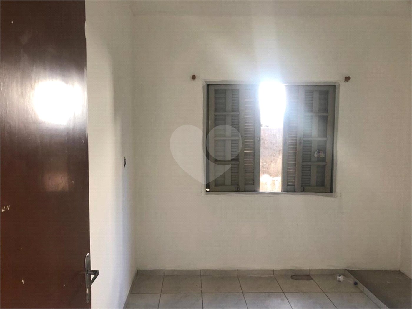 Sobrado à venda com 3 quartos, sendo 1 suíte,  em Serra da Cantareira, Mairiporã, SP