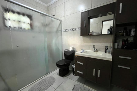 Sobrado à venda com 4 quartos, sendo 1 suíte, em Estância Conceição, Itapetininga, SP