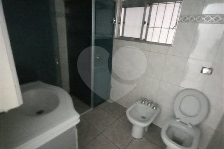 Casa à venda com 5 quartos, sendo 1 suíte, em Jardim Novo Taboão, São Paulo, SP