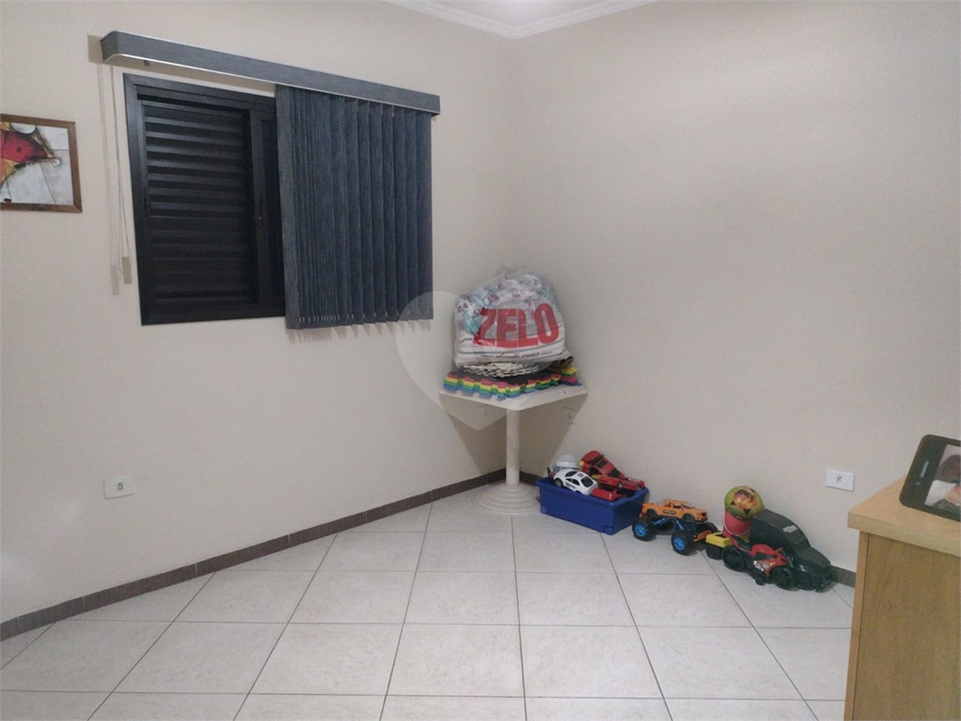 Sobrado à venda com 2 quartos, sendo 1 suíte, em Jardim Márcia, Suzano, SP