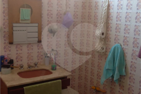 Casa Térrea à venda com 3 quartos, sendo 1 suíte,  em Aclimação, São Paulo, SP