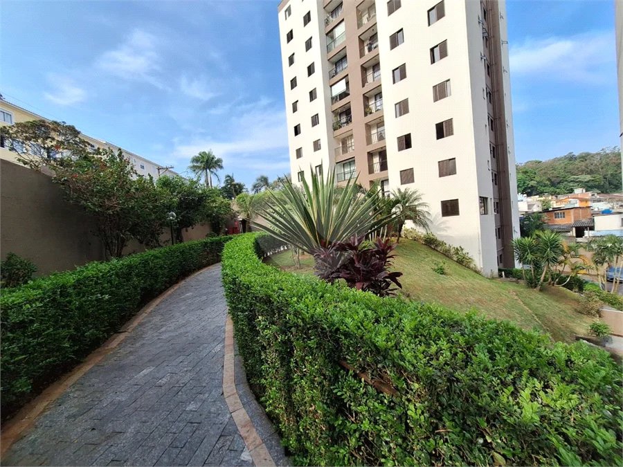 Apartamento à venda com 3 quartos em Horto, São Paulo, SP