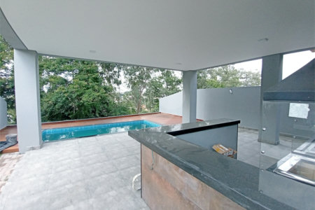 Casa à venda com 3 suítes no condomínio Reserva dos Jatobás, Louveira - SP