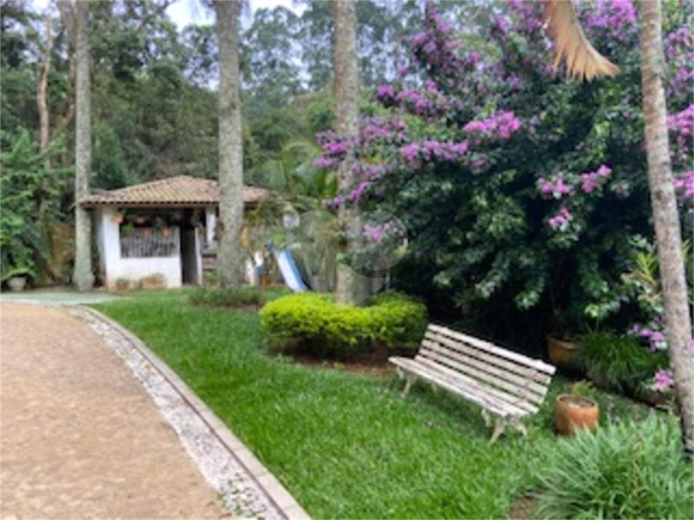 Casa à venda com 4 suítes no condomínio Parque Imperial da Cantareira, Mairiporã - SP