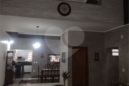 Casa à venda com 3 quartos, sendo 1 suíte, no condomínio Acmti - Colinas do Mosteiro, Terras de Itaici e Recanto dos Pássaros, Indaiatuba - SP