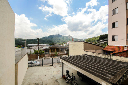Sobrado à venda com 3 quartos, sendo 2 suítes, em Vila Clarice, São Paulo, SP