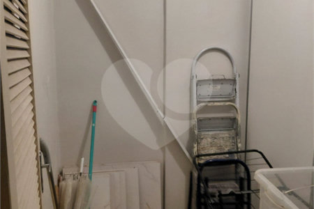 Apartamento para alugar com 3 quartos, sendo 1 suíte, em Cerqueira César, São Paulo, SP