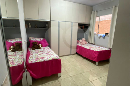 Sobrado à venda com 4 quartos em Eldorado, São Paulo, SP