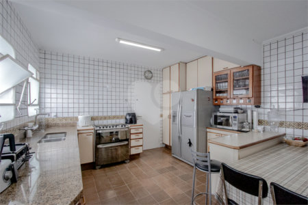 Apartamento à venda com 4 quartos, sendo 1 suíte, em Granja Julieta, São Paulo, SP