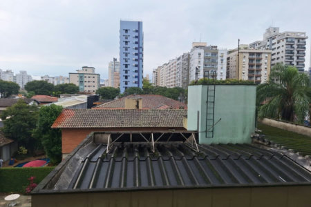 Apartamento Amplo a Apenas 120 Metros da Praia – Localização Privilegiada na Ponta da Praia!