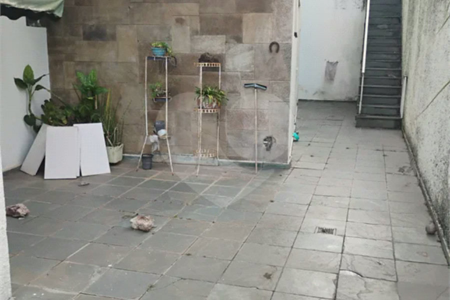 Sobrado à venda com 3 quartos, sendo 1 suíte, em Jardim São Bento, São Paulo, SP