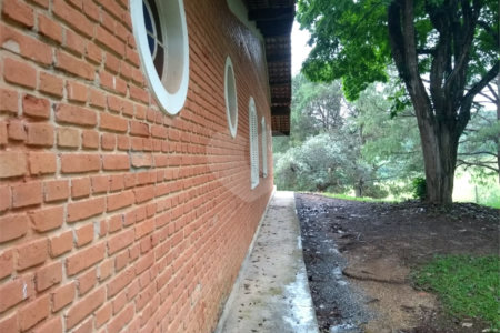 Sítio à venda com 5 suítes no Centro, Araçoiaba da Serra, SP