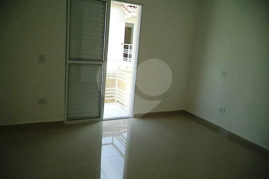 Casa à venda com 2 suítes no condomínio Villagio da Serra, São Paulo - SP