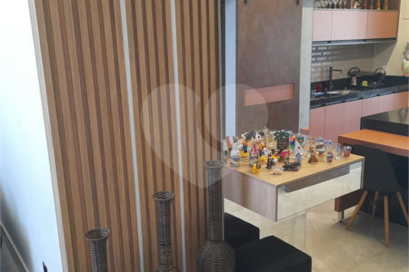 Casa à venda com 3 suítes no condomínio Reserva Real, Paulínia - SP